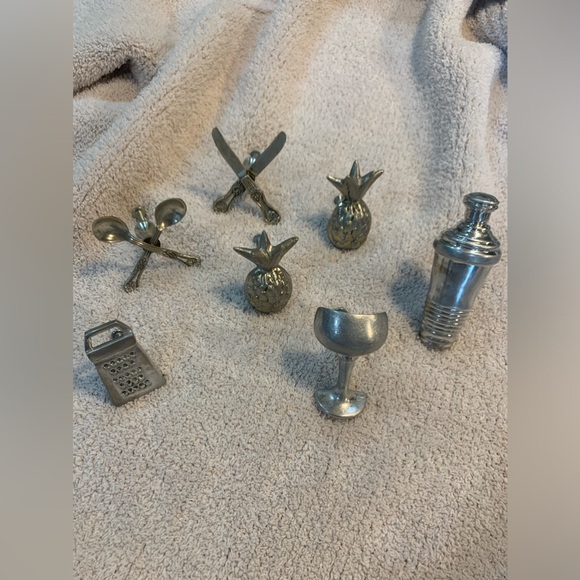 Kitchen Drawer Pulls-Knobs - Chrome - Picture 1 of 11